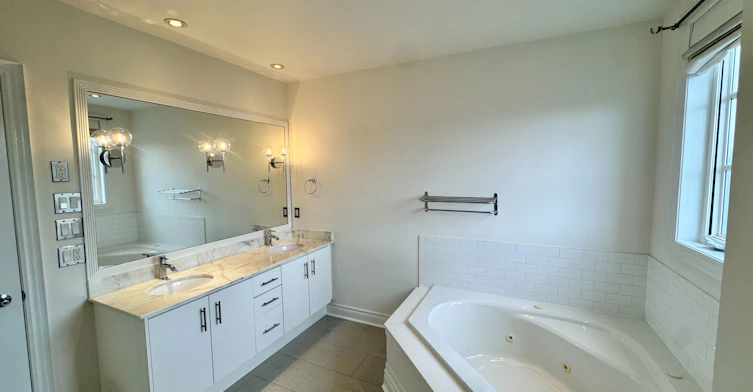 54 Cormier Heights, Toronto, ON, M8Z 0B5 - 25
