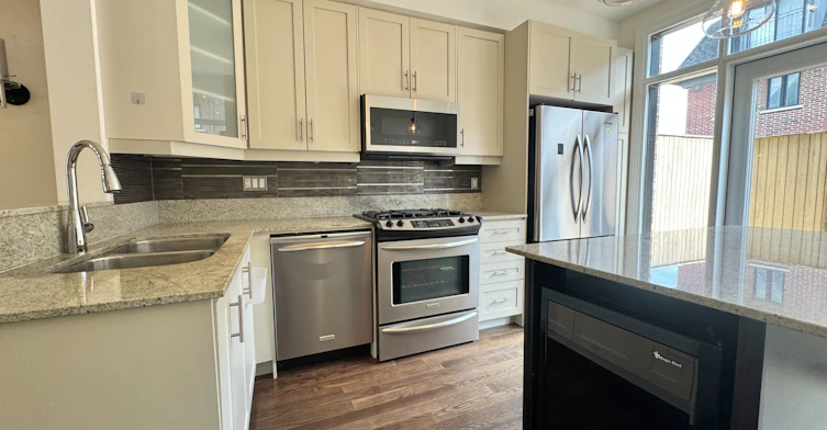 54 Cormier Heights, Toronto, ON, M8Z 0B5 - 5