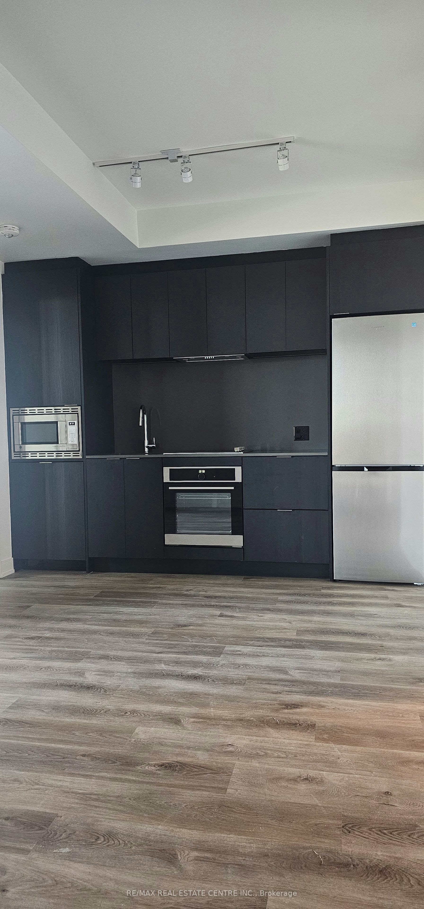 727-3009 Novar Road, Mississauga, ON, L5B 0P9 - 12