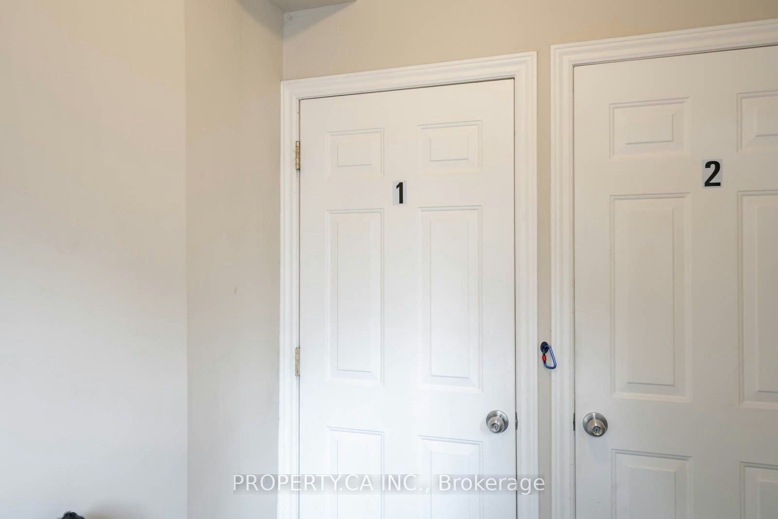 1-107 Runnymede Road, Toronto, ON, M6S 2Y4 - 2