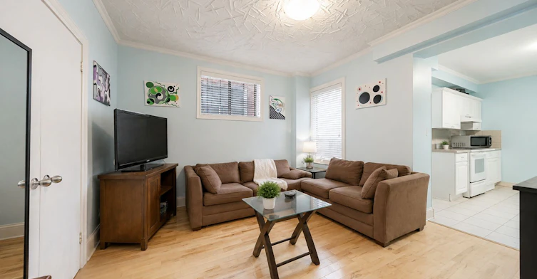 1-107 Runnymede Road, Toronto, ON, M6S 2Y4 - 3