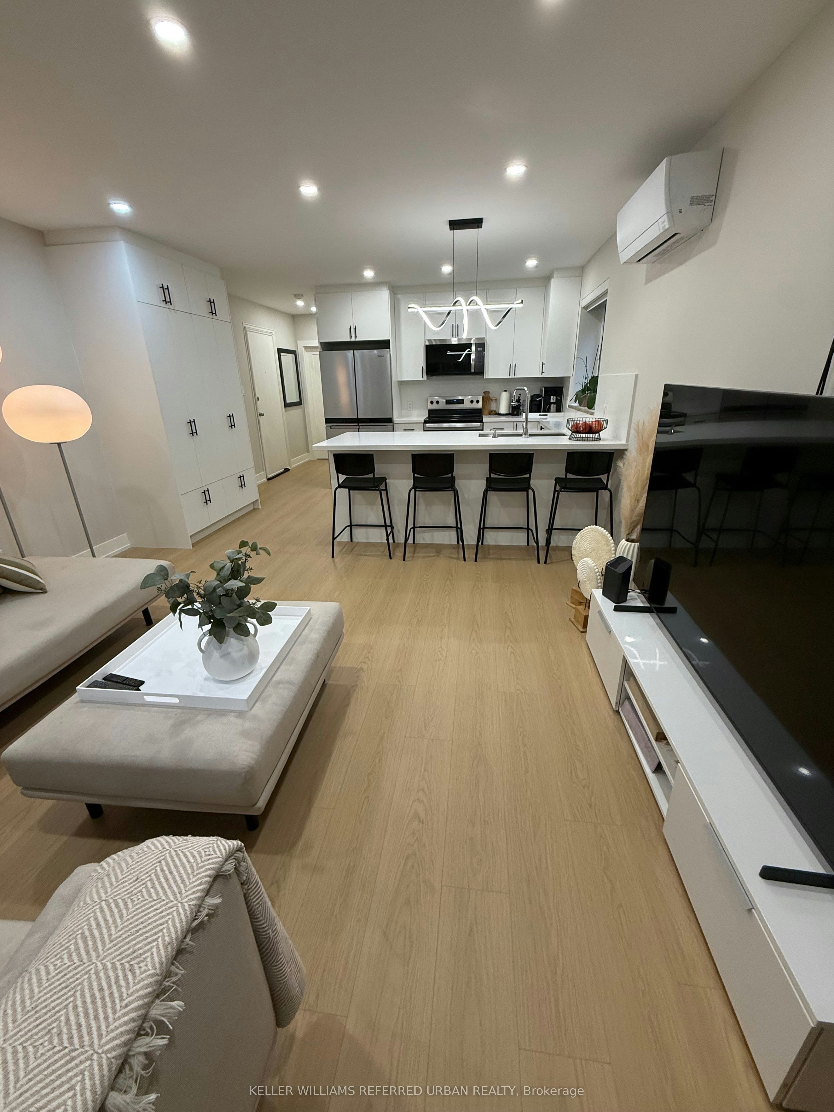 6-27 Cannon Road, Toronto, ON, M8Y 1R8 - 6