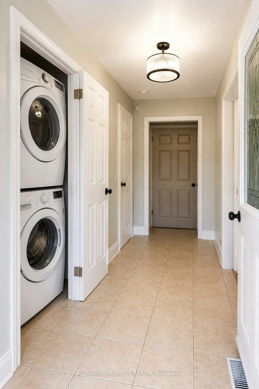 Upper-37 Carlyle Crescent, Brampton, ON, L6W 2Y9 - 3