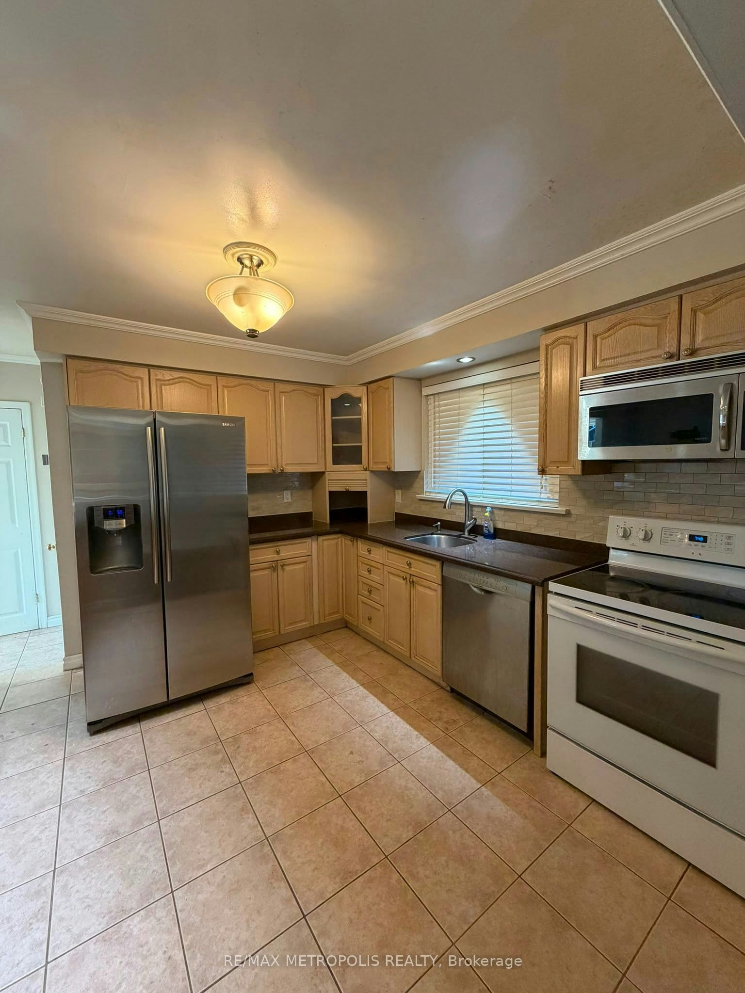 Upper-37 Carlyle Crescent, Brampton, ON, L6W 2Y9 - 20