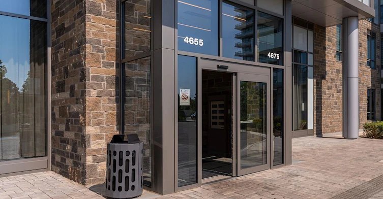 1901B-4655 Metcalfe Avenue, Mississauga, ON, L5M 0Z7 - 3