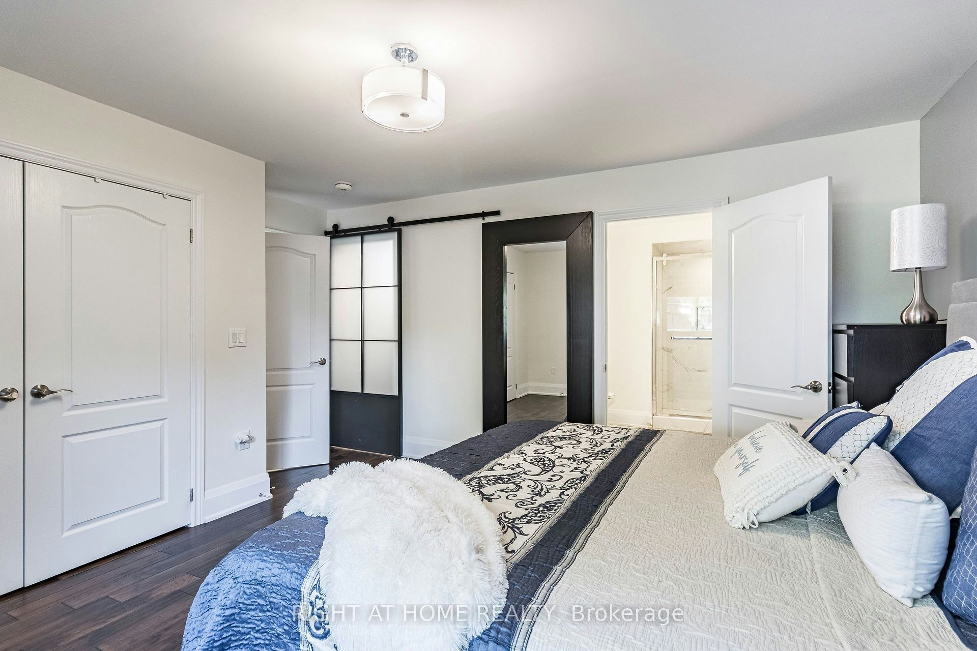2463 Rebecca Street, Oakville, ON, L6L 2B1 - 22