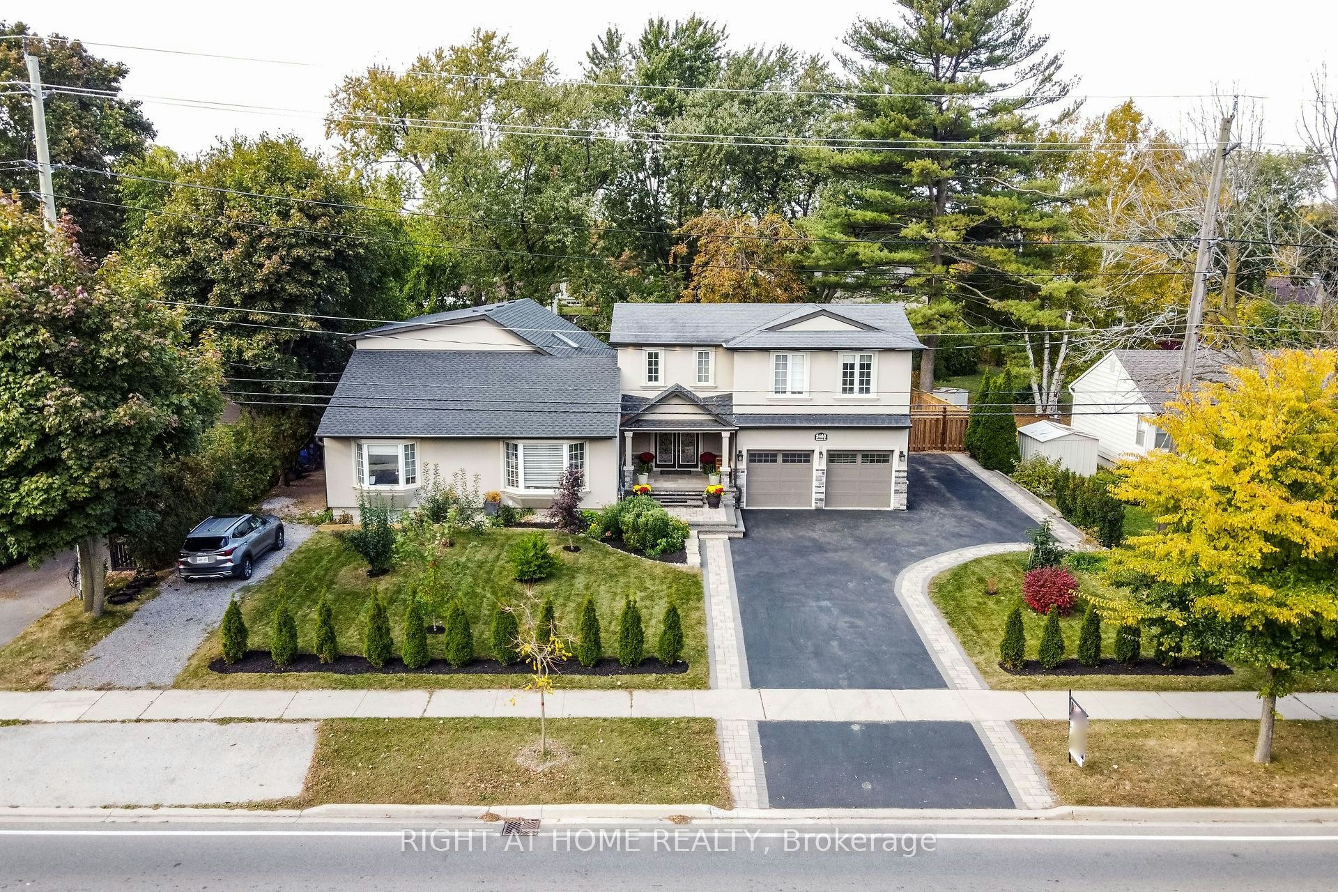 2463 Rebecca Street, Oakville, ON, L6L 2B1