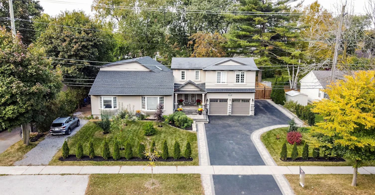 2463 Rebecca Street, Oakville, ON, L6L 2B1