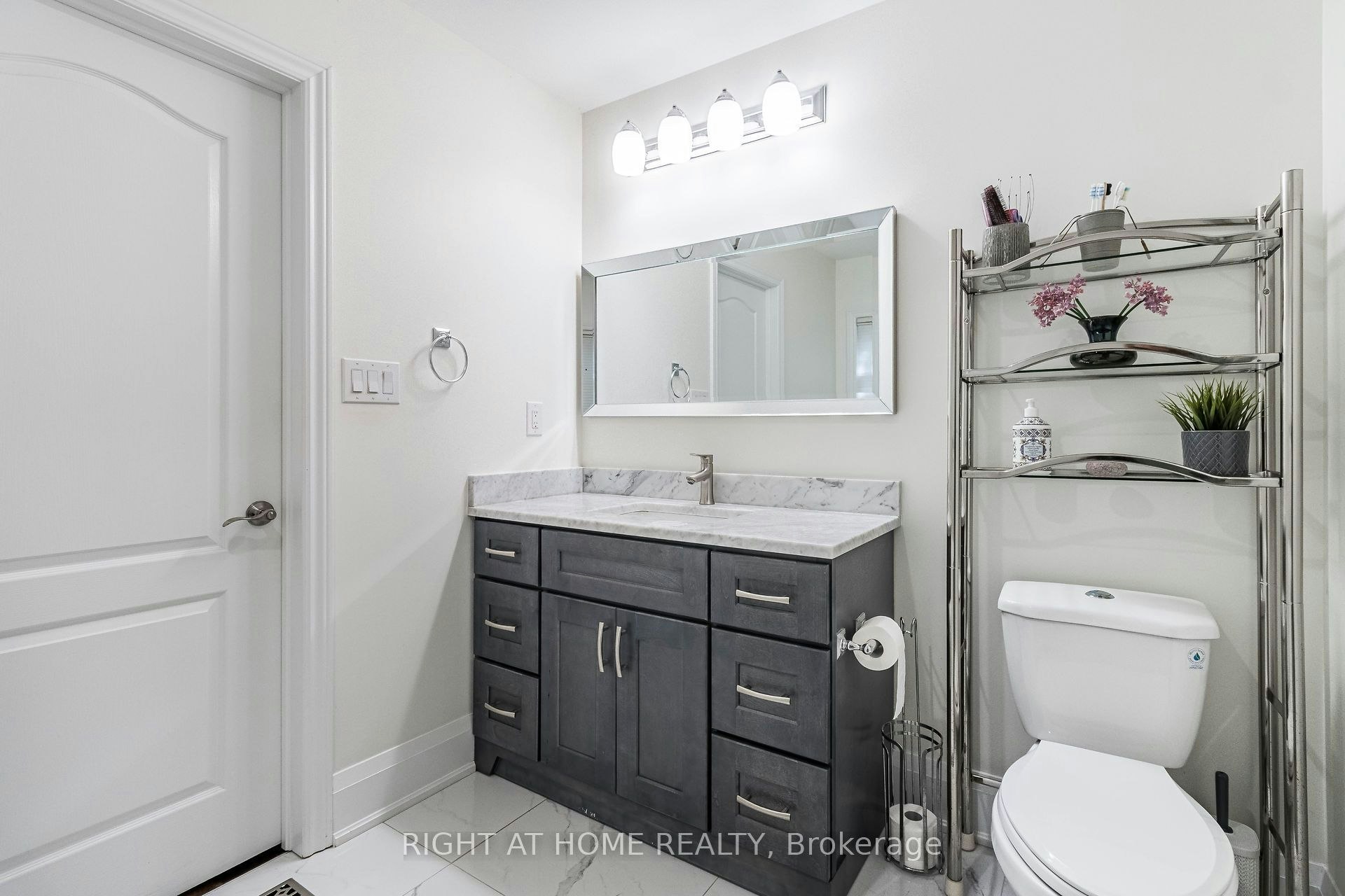 2463 Rebecca Street, Oakville, ON, L6L 2B1 - 24