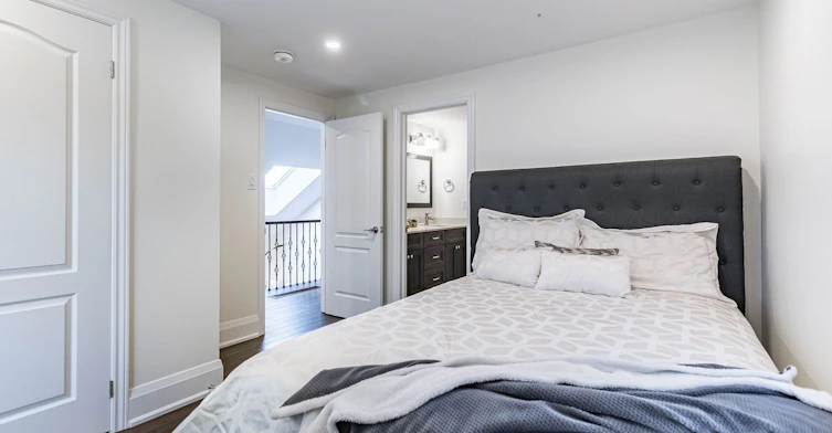 2463 Rebecca Street, Oakville, ON, L6L 2B1 - 33