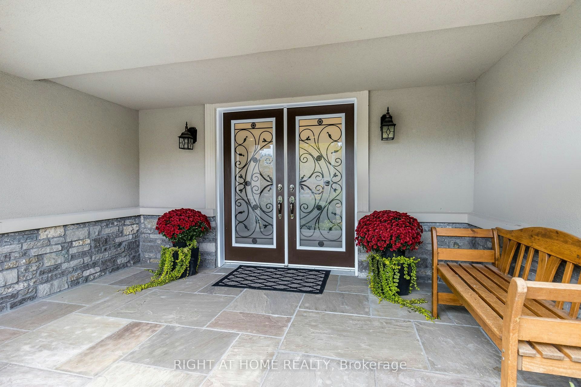 2463 Rebecca Street, Oakville, ON, L6L 2B1 - 2