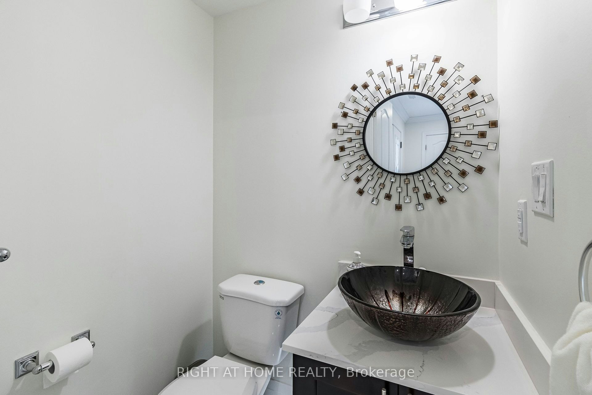 2463 Rebecca Street, Oakville, ON, L6L 2B1 - 5