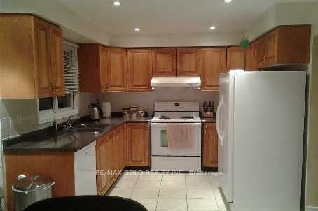 198 Harrowsmith Drive, Mississauga, ON, L5R 1R9 - 6