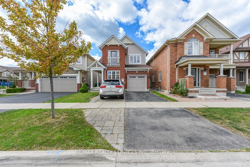 22 Robert Parkinson Drive W, Brampton, ON, L7A 0Y3