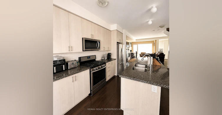 49 Pony Farm Drive, Toronto, ON, M9R 0B3 - 5
