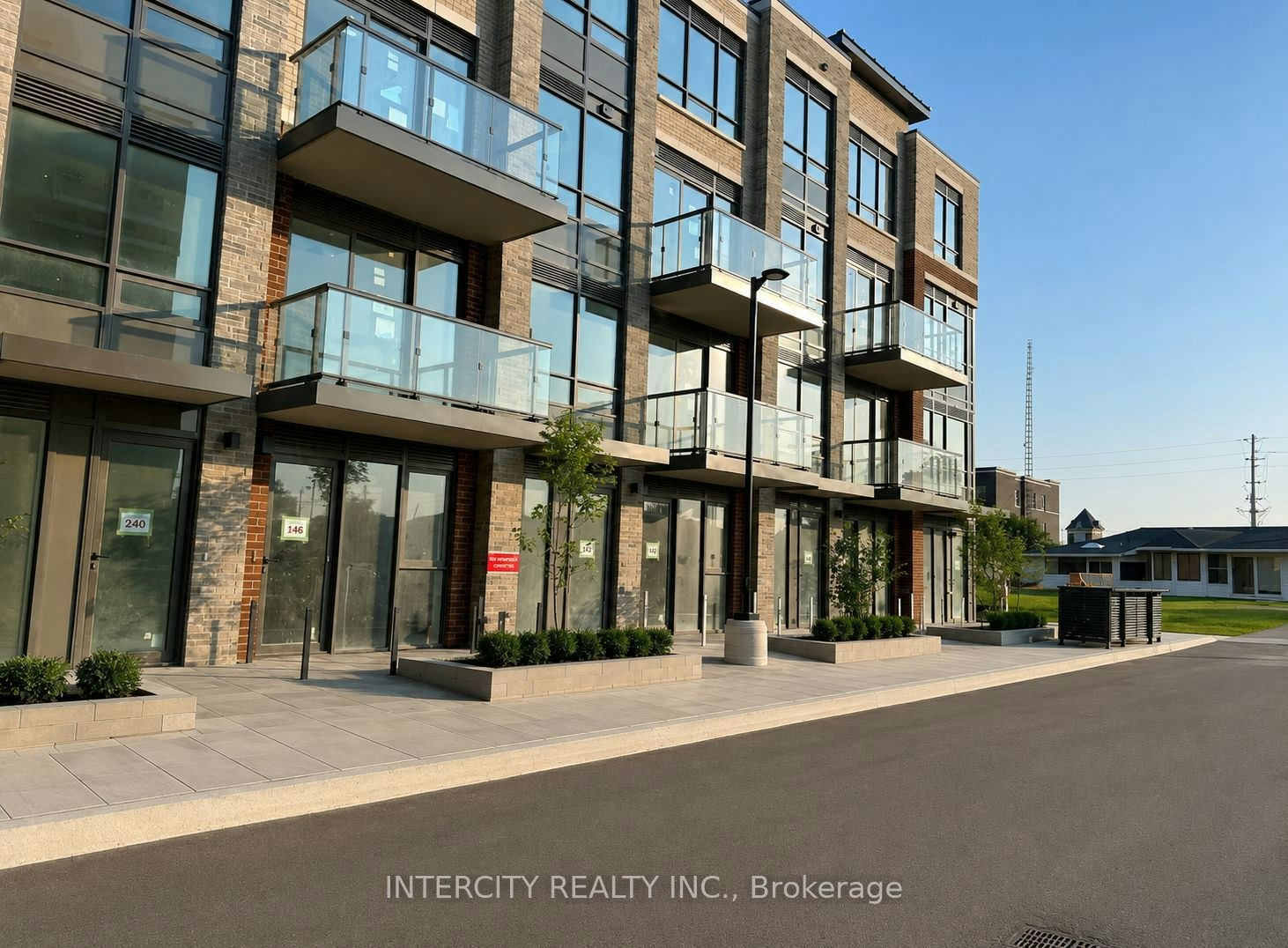 355-75 Attmar Drive, Brampton, ON, L6P 0Y6