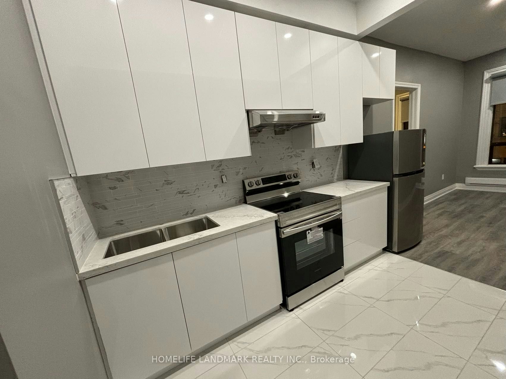 1B-271 Dunn Avenue, Toronto, ON, M6K 1L9