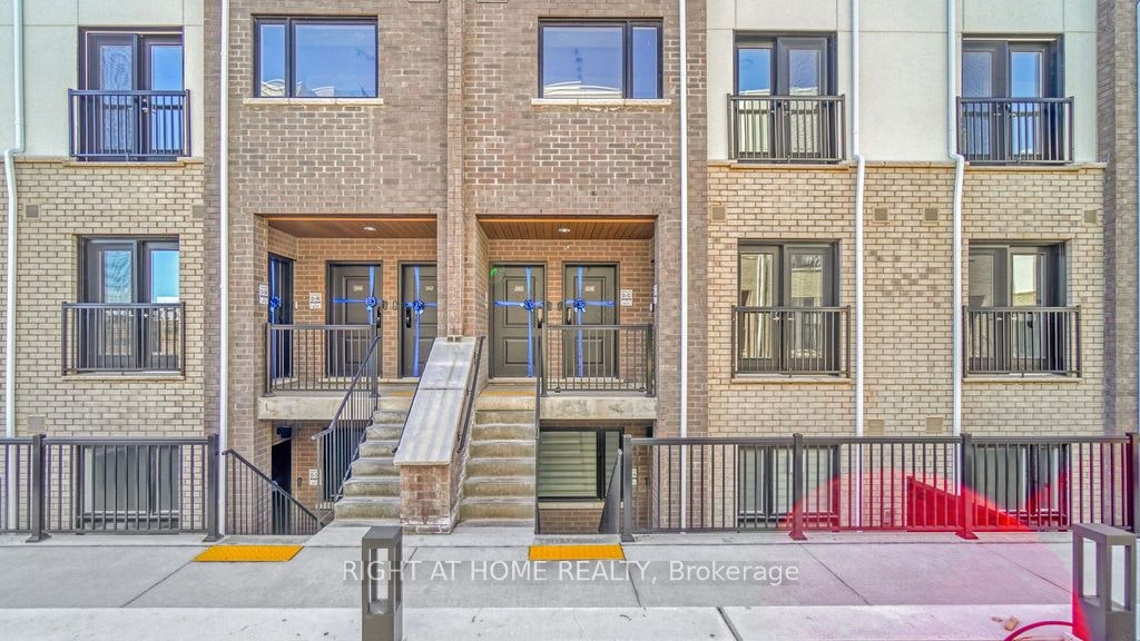 220-349 Wheat Boom Drive, Oakville, ON, L6H 7X5 - 2