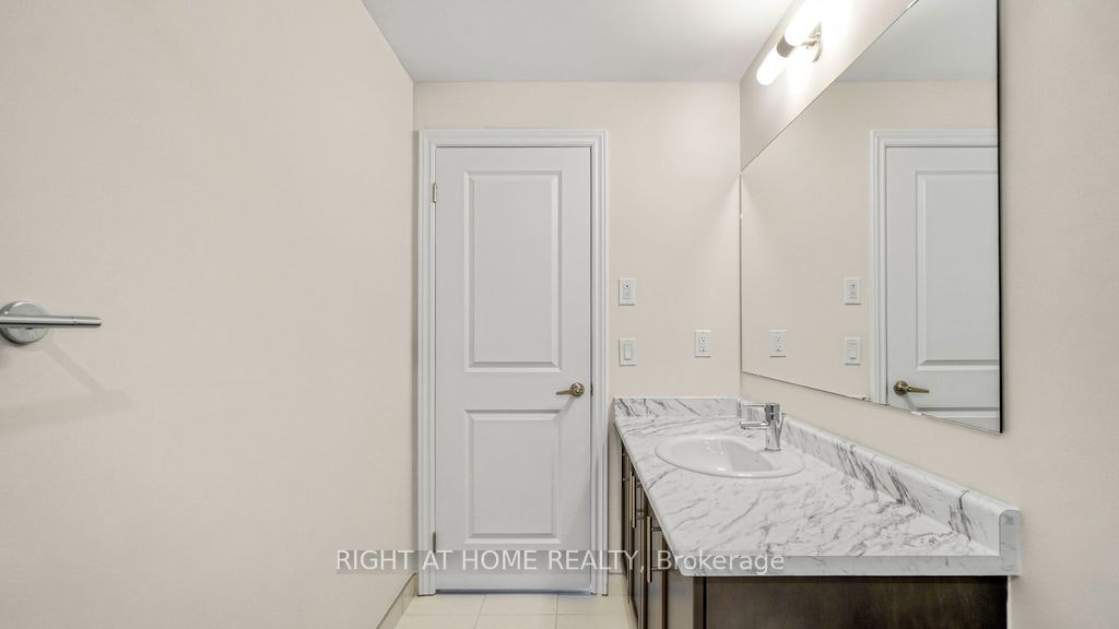 220-349 Wheat Boom Drive, Oakville, ON, L6H 7X5 - 26