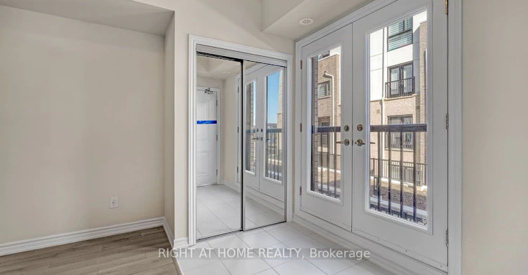 220-349 Wheat Boom Drive, Oakville, ON, L6H 7X5 - 8