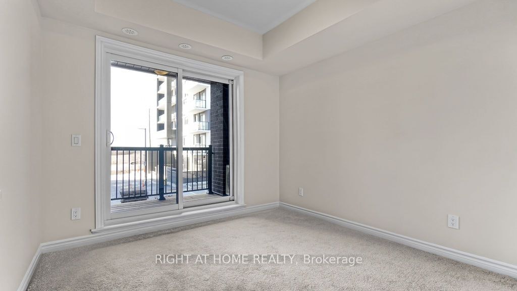 220-349 Wheat Boom Drive, Oakville, ON, L6H 7X5 - 17