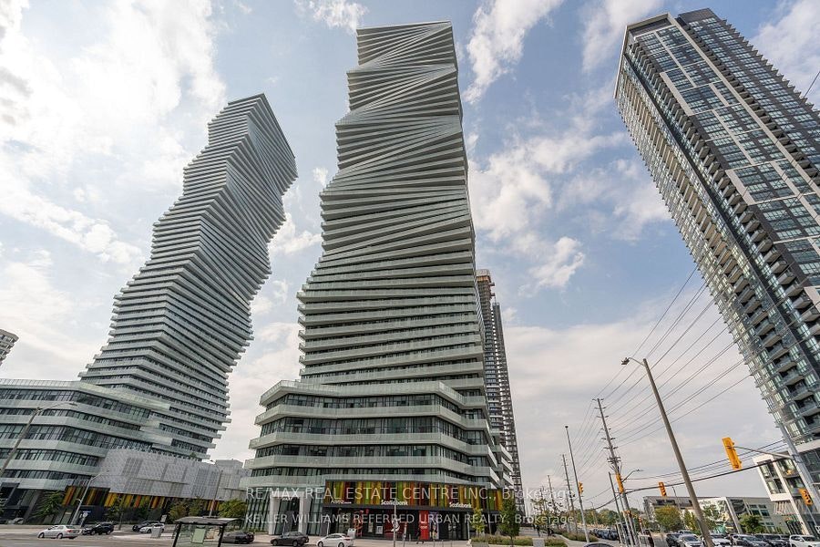5701-3900 Confederation Parkway, Mississauga, ON, L5B 0M3
