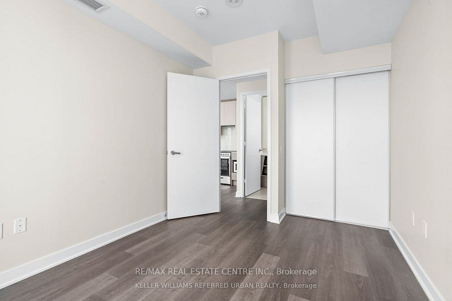 5701-3900 Confederation Parkway, Mississauga, ON, L5B 0M3 - 15