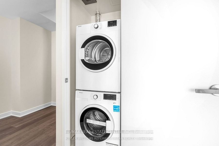 5701-3900 Confederation Parkway, Mississauga, ON, L5B 0M3 - 12