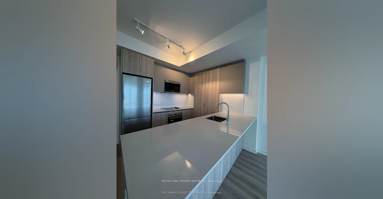 906-2485 Eglinton Avenue W, Mississauga, ON, L5M 2T1 - 3