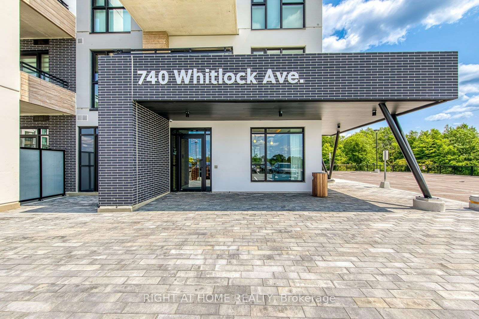 602-740 Whitlock Avenue, Milton, ON, L9E 2B6 - 2
