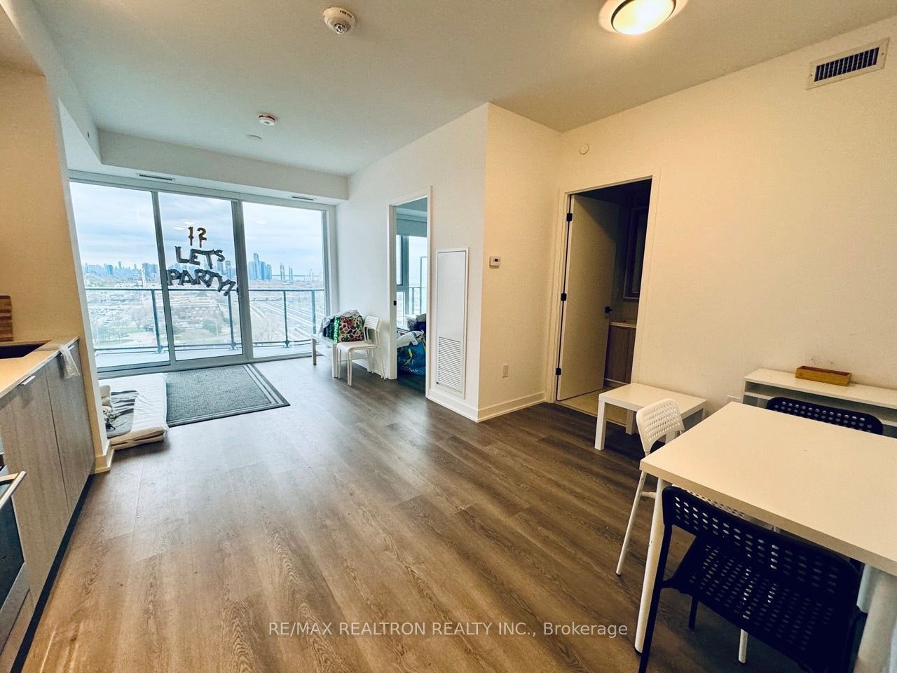 1406-36 Zorra Street, Toronto, ON, M8Z 4Z7 - 8