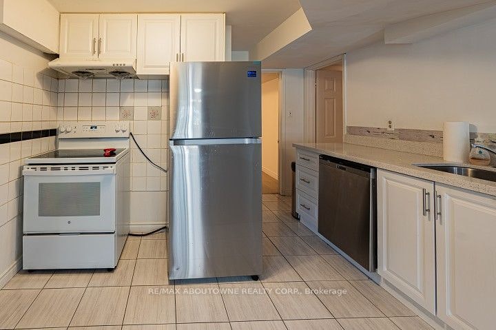 Lower unit-1418 Abbeywood Drive, Oakville, ON, L6M 2K4 - 6