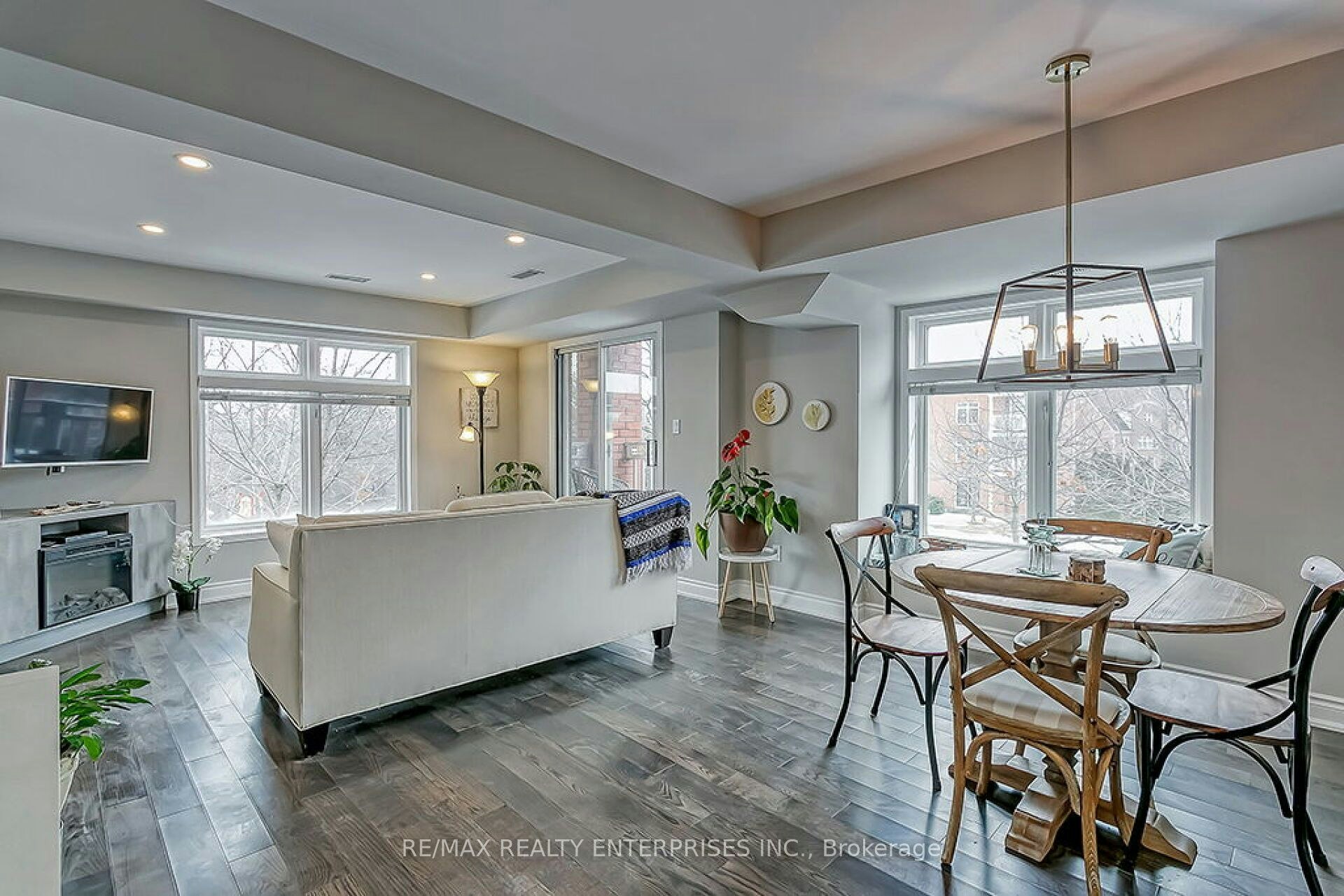 Unit E-2386 Munn's Avenue, Oakville, ON, L6H 6G9