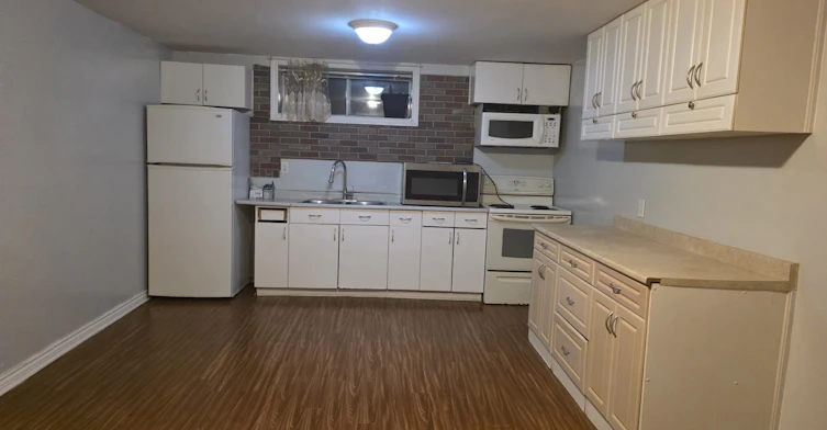 Bsmt-14 Alhart Drive, Toronto, ON, M9V 2M9 - 11