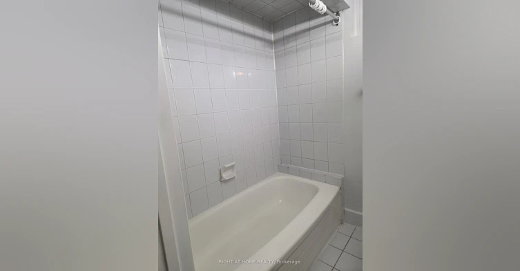 Bsmt-14 Alhart Drive, Toronto, ON, M9V 2M9 - 7