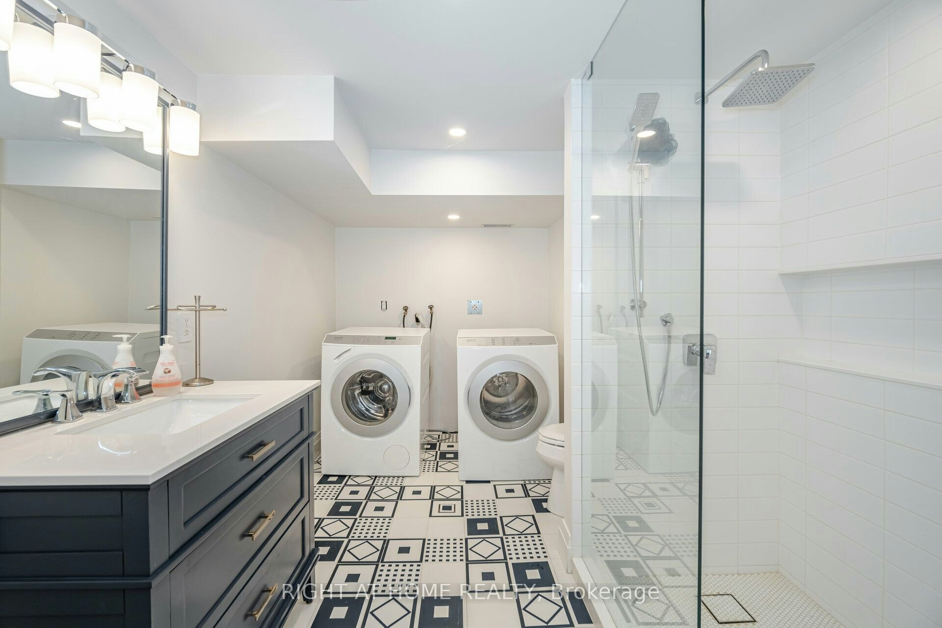 19 Talgarth Road, Toronto, ON, M9B 6H1 - 33
