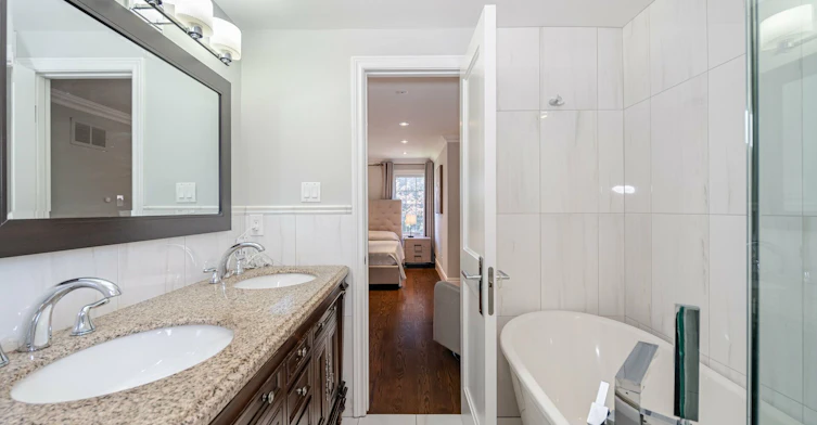 19 Talgarth Road, Toronto, ON, M9B 6H1 - 17