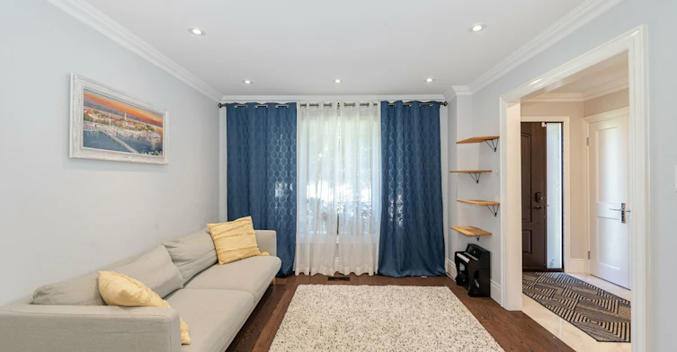 19 Talgarth Road, Toronto, ON, M9B 6H1 - 5