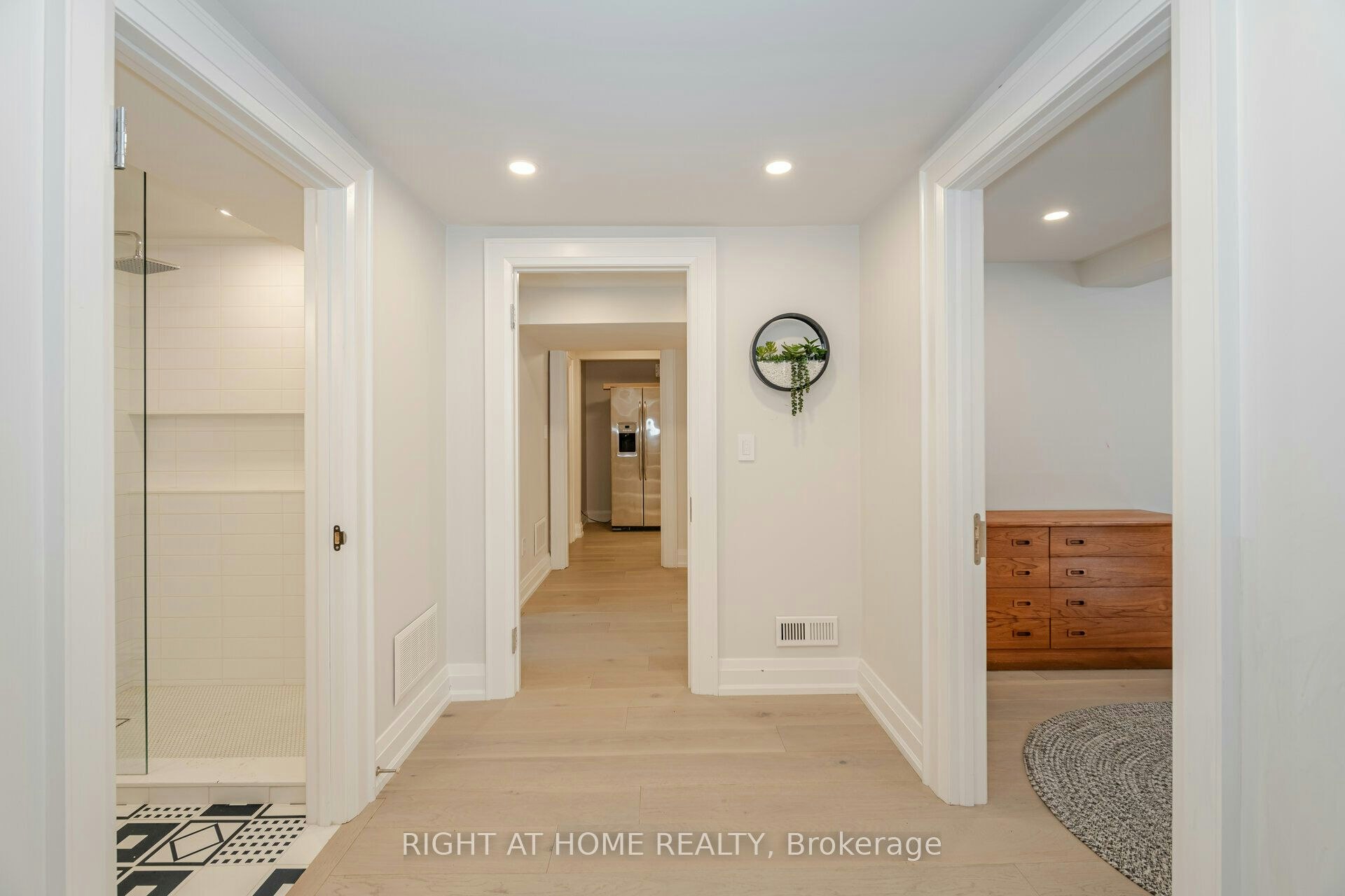 19 Talgarth Road, Toronto, ON, M9B 6H1 - 25