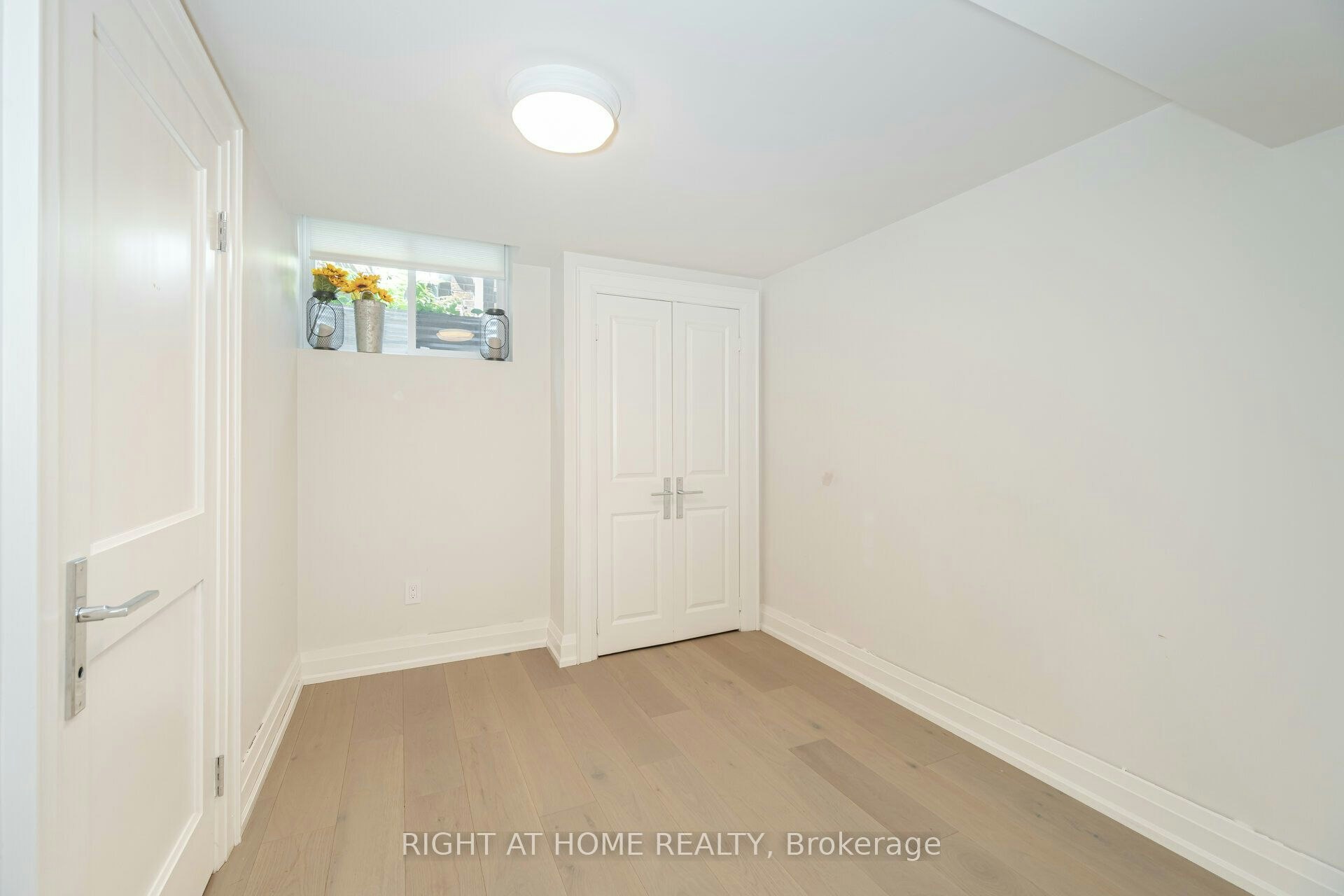 19 Talgarth Road, Toronto, ON, M9B 6H1 - 32