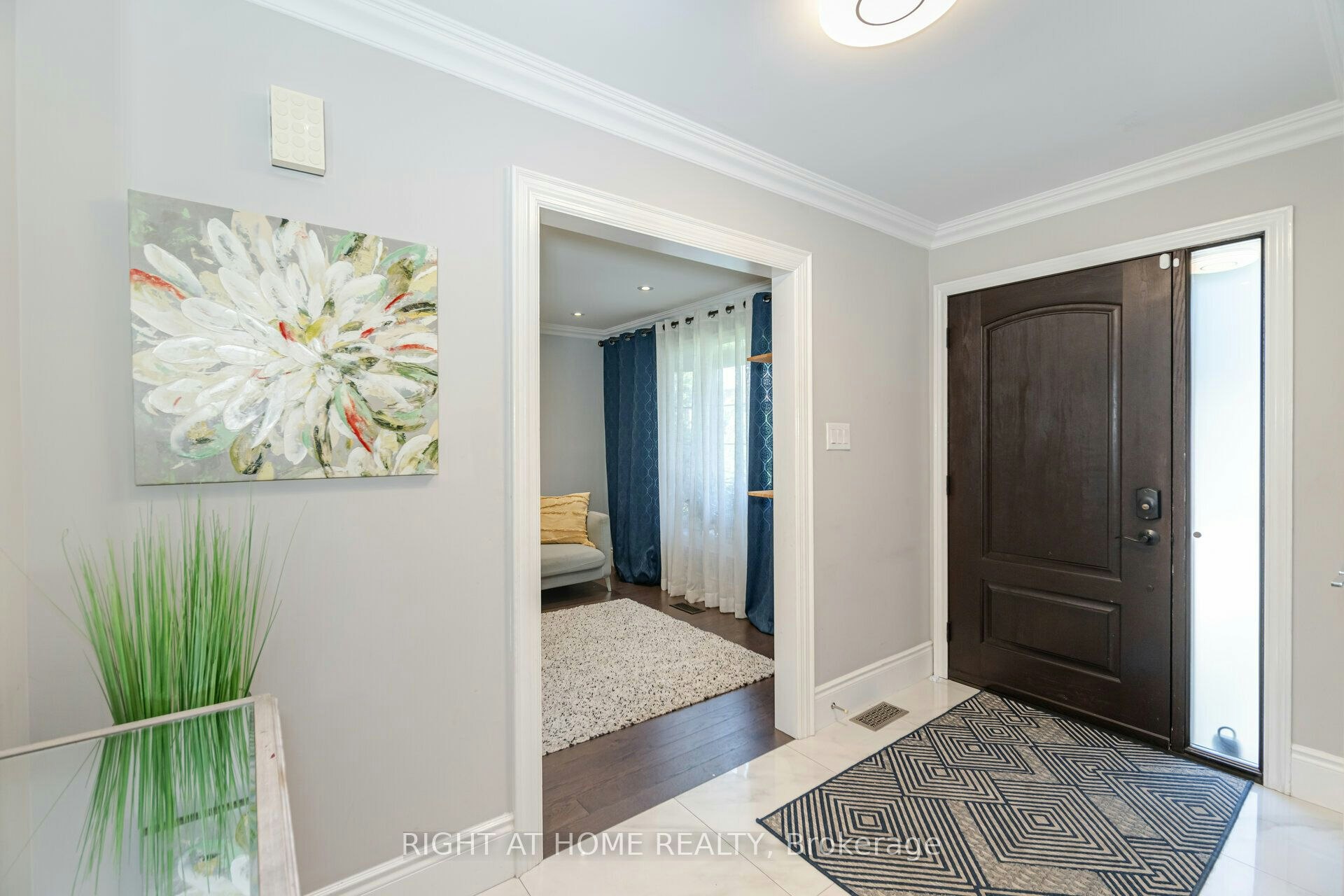 19 Talgarth Road, Toronto, ON, M9B 6H1 - 3