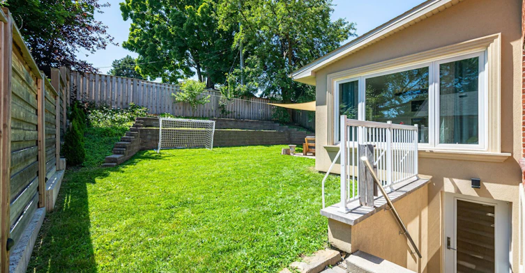 19 Talgarth Road, Toronto, ON, M9B 6H1 - 37