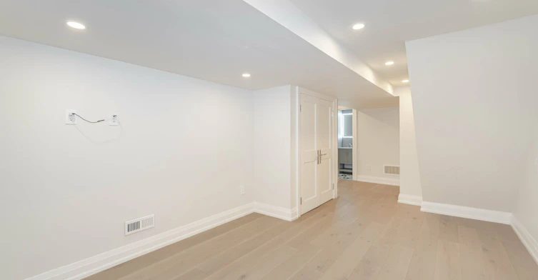 19 Talgarth Road, Toronto, ON, M9B 6H1 - 24
