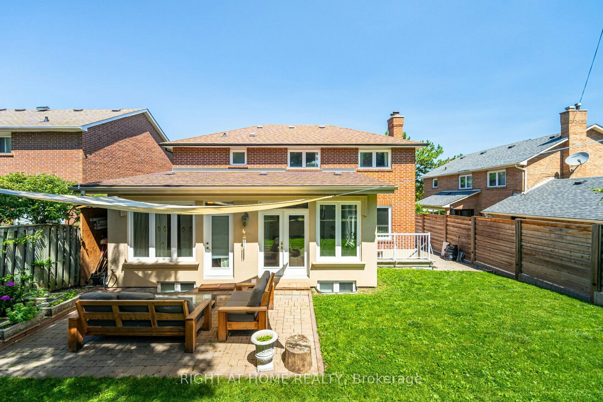 19 Talgarth Road, Toronto, ON, M9B 6H1 - 40