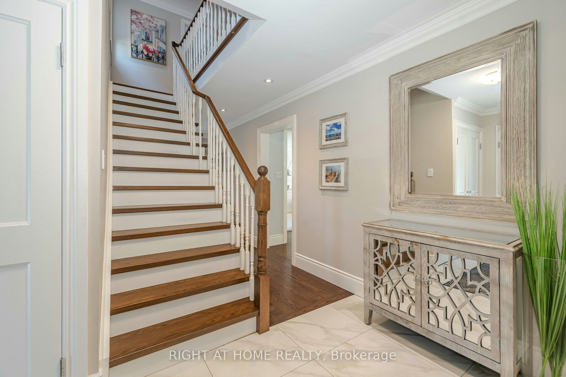 19 Talgarth Road, Toronto, ON, M9B 6H1 - 15
