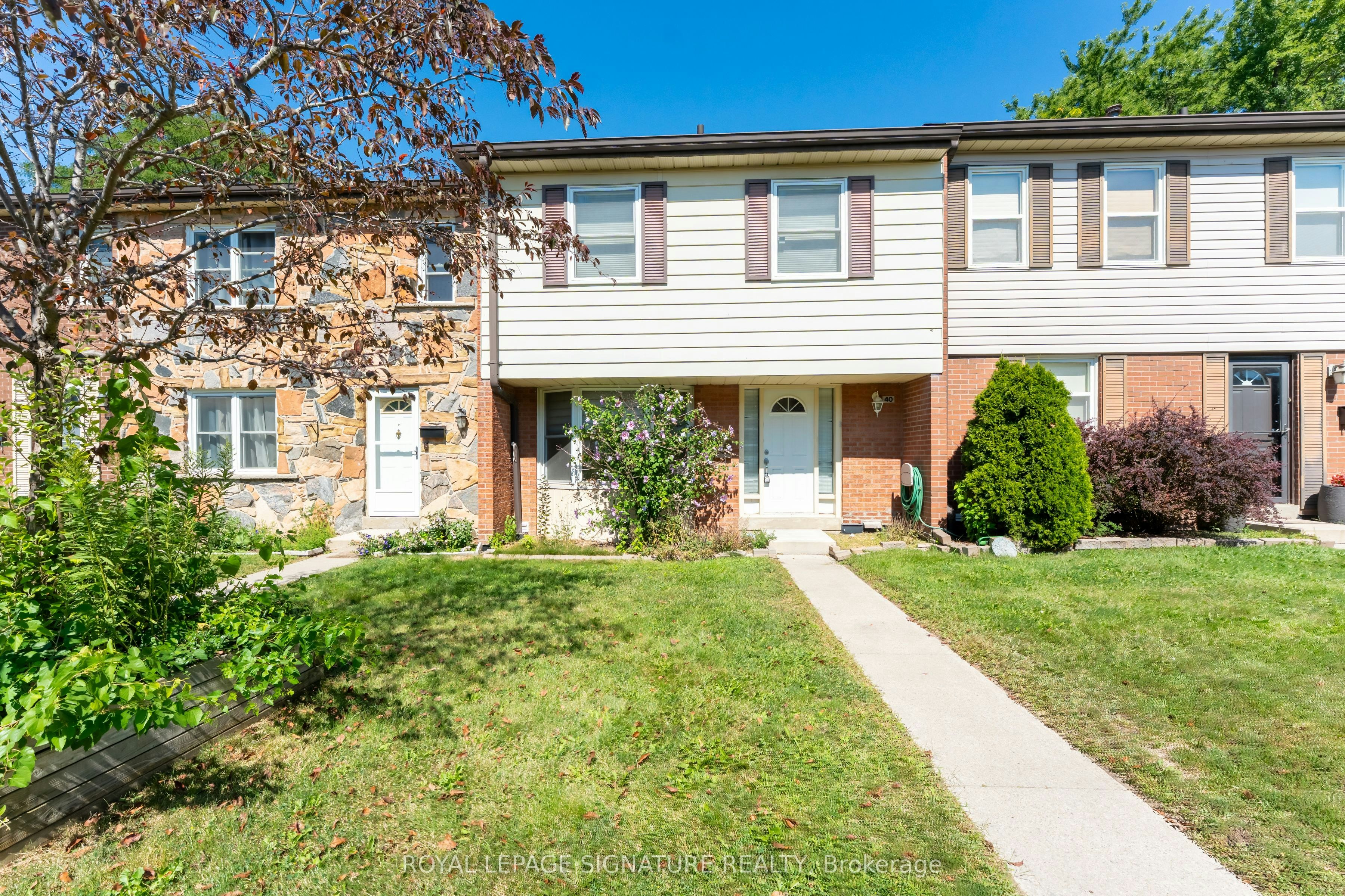 40-2825 Gananoque Drive, Mississauga, ON, L5N 1V6