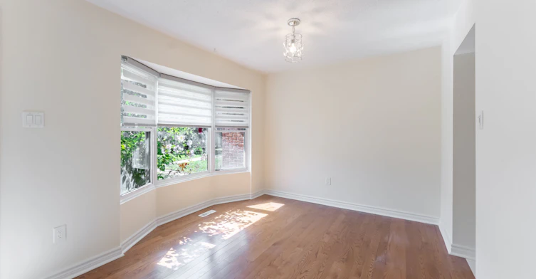 40-2825 Gananoque Drive, Mississauga, ON, L5N 1V6 - 2