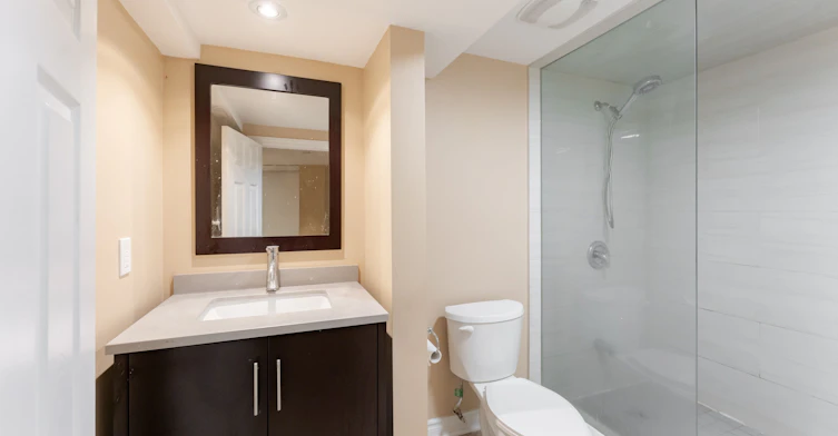 40-2825 Gananoque Drive, Mississauga, ON, L5N 1V6 - 6