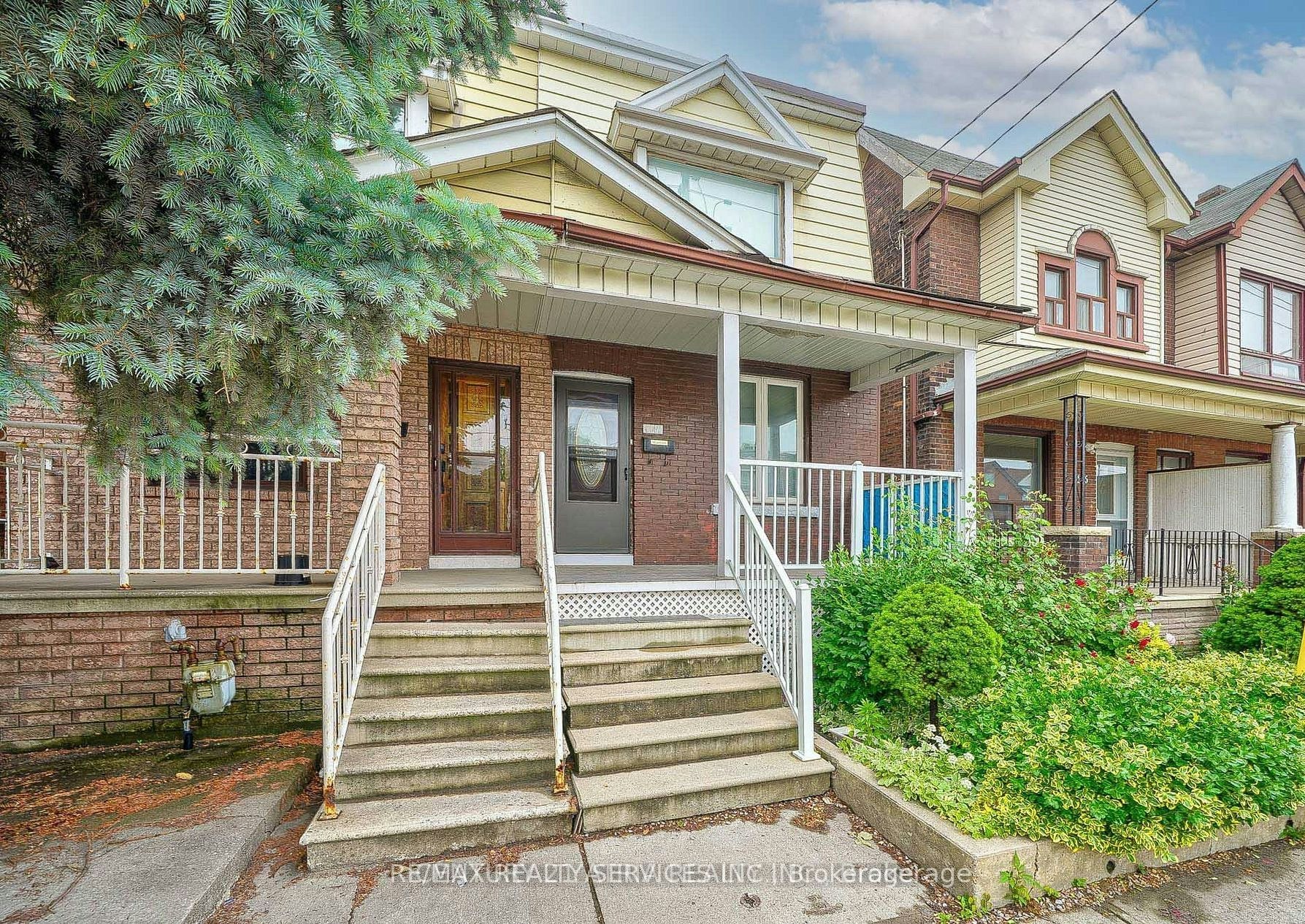 1147 Dufferin Street, Toronto, ON, M6H 4B7