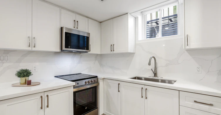Lower-891 Willowbank Trail, Mississauga, ON, L4W 3M2 - 6
